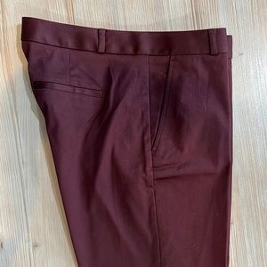 Banana Republic Ryan Dress Pant Sz 8 in Wine
